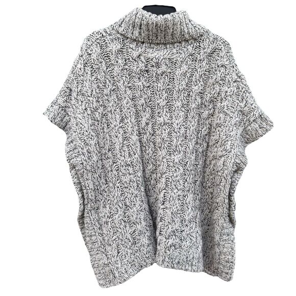 Vintage Forever 21 Cable Knit Chunky Poncho Cape OS Buttoned Sleeve Boho Y2K - Picture 5 of 7